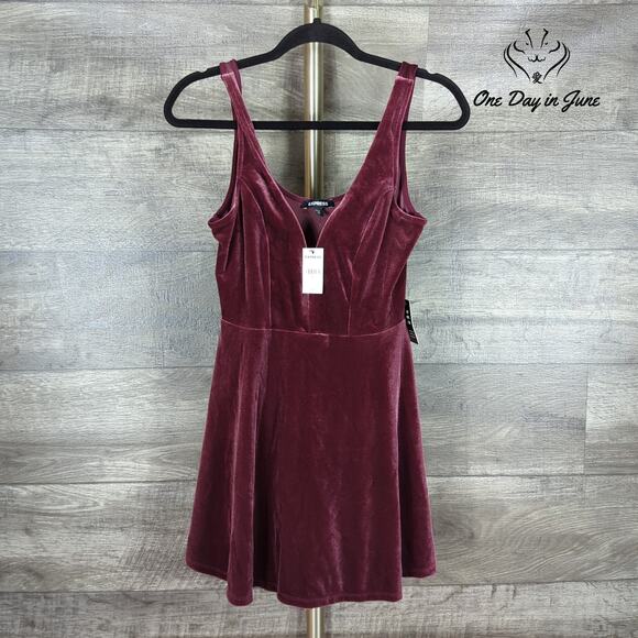 Express Sweetheart Velour  Skort Mini Dress Size S - Picture 1 of 7